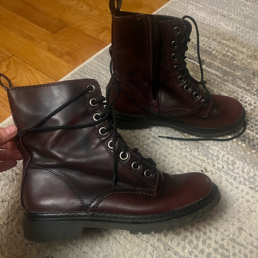 Kohl's Men's Dark Red Leather Boots
